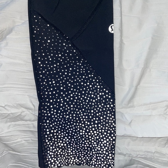lululemon athletica Pants - Lululemon reflective leggings